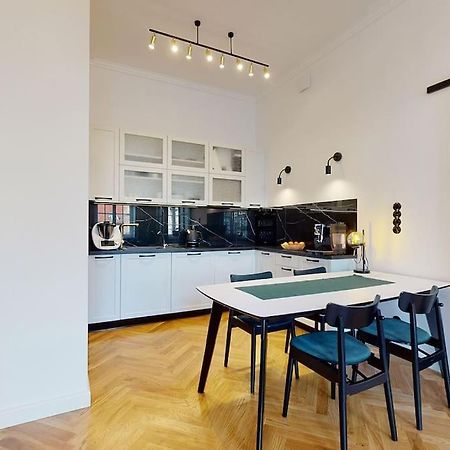 Big Modern Apart - Market Square - Nice View - Next To Town Hall Apartamento Breslavia Exterior foto