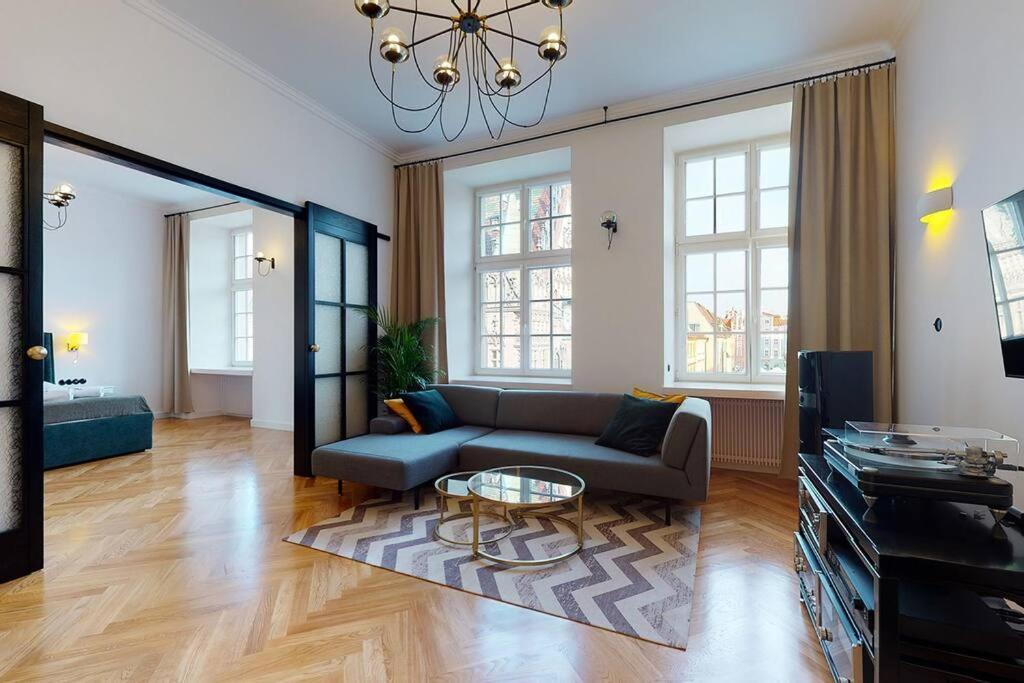 Big Modern Apart - Market Square - Nice View - Next To Town Hall Apartamento Breslavia Exterior foto