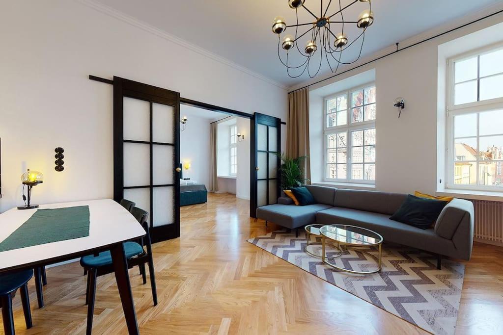 Big Modern Apart - Market Square - Nice View - Next To Town Hall Apartamento Breslavia Exterior foto