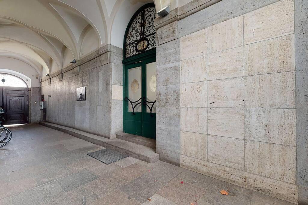 Big Modern Apart - Market Square - Nice View - Next To Town Hall Apartamento Breslavia Exterior foto