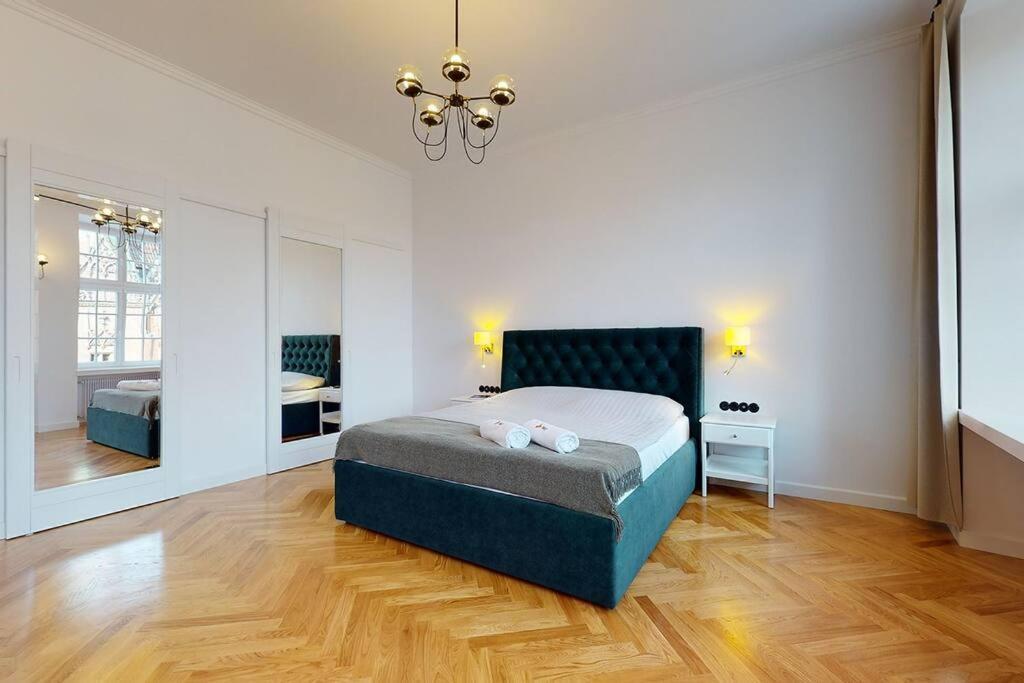 Big Modern Apart - Market Square - Nice View - Next To Town Hall Apartamento Breslavia Exterior foto